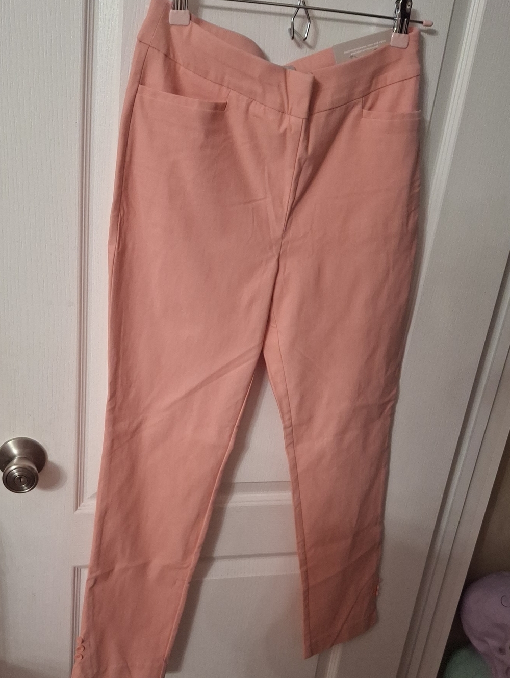 Chico’s Brigitte Coral Slim Leg Ankle Pants – US 4 Regular – NWT